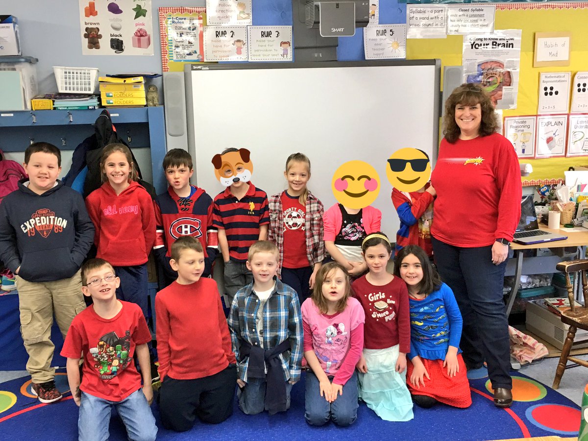 loucollins65's tweet photo. #redandblueday https://t.co/LloWYb97AH