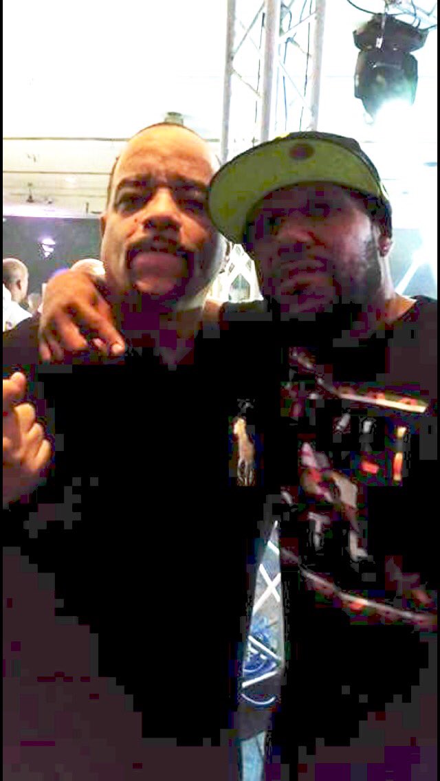 therealmsglover's tweet image. @FINALLEVEL this is my nephew brutally murdered on 3/1 this was taken at a concert and Reading PA you were and are his idol #stillunsolved 😩