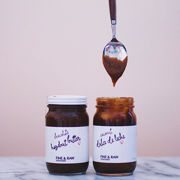 smallbatchdaily's tweet image. 1 spoon, 2 reasons to like it fine &amp;amp; raw @fineandraw bit.ly/2mukfoN #chocolate #smallbatchdaily