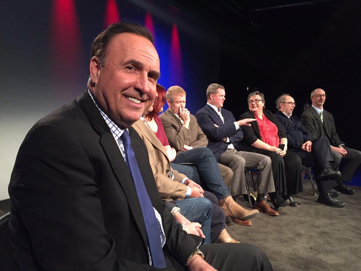 Happy sunshine week! <a href="/TonyKovaleski/">Tony Kovaleski</a> on the panel tonight for the <a href="/CoFOIC/">Colorado Freedom of Information Coalition</a> <a href="/DenverChannel/">Denver7 News</a>