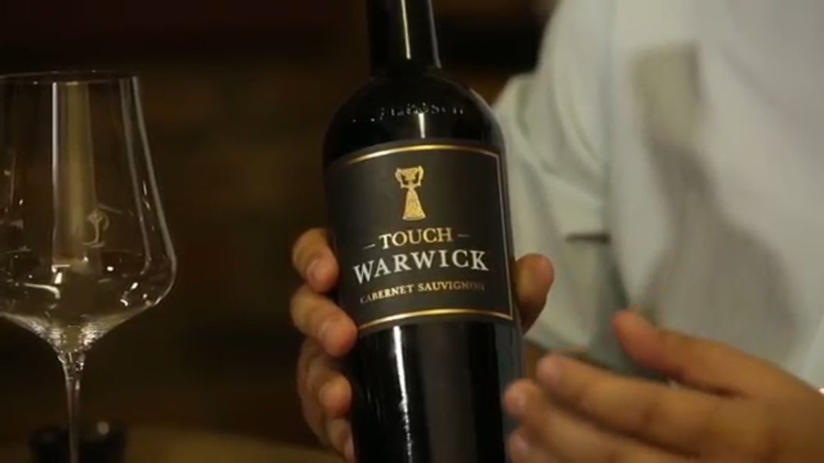 mikeratcliffe's tweet photo. Rockstar wines!

WATCH @dannicholl experience #TouchWarwick Cabernet Sauvignon live on @danlikeswine

https://t.co/oj7CWhaqoU https://t.co/yKay3PMYYk