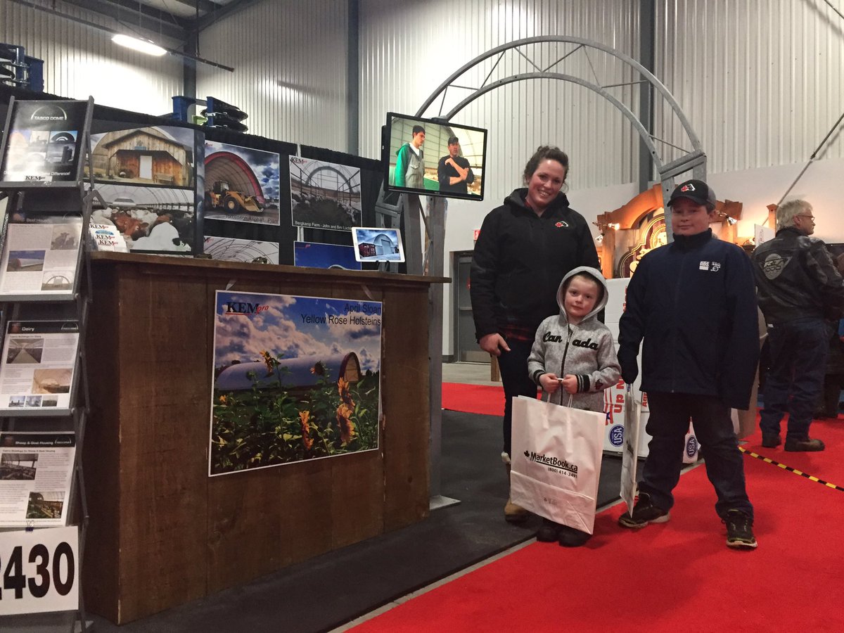 KemproConstruct's tweet photo. Tons of great people visiting the show today!! Nice to see so many happy customers stopping in to visit us! Day2 @ #ovfs17 https://t.co/wAciIK8jtG