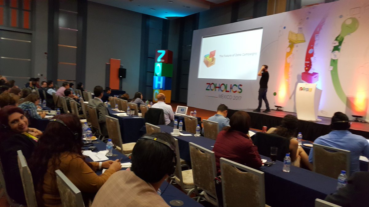 ToscanA0's tweet photo. #ZoholicsMX17 Toda una experiencia digital....completa...increible, gracias Zoho https://t.co/v7H08rYRjZ