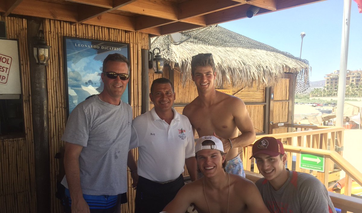 zac_bianucci15's tweet image. Happy birthday @amarmstrong5 much love my man hope to see you soon #mathwednesday #gogreen