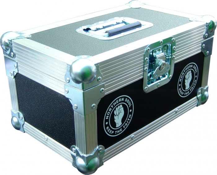 swanflightcom's tweet photo. A few of our new 7"200 record boxes #swanflight #djcases #recordbox #7inchvinyl #vinylrecords #northernsoul #keepthefaith #vinyl #lprecords https://t.co/oEtbaeZVLM