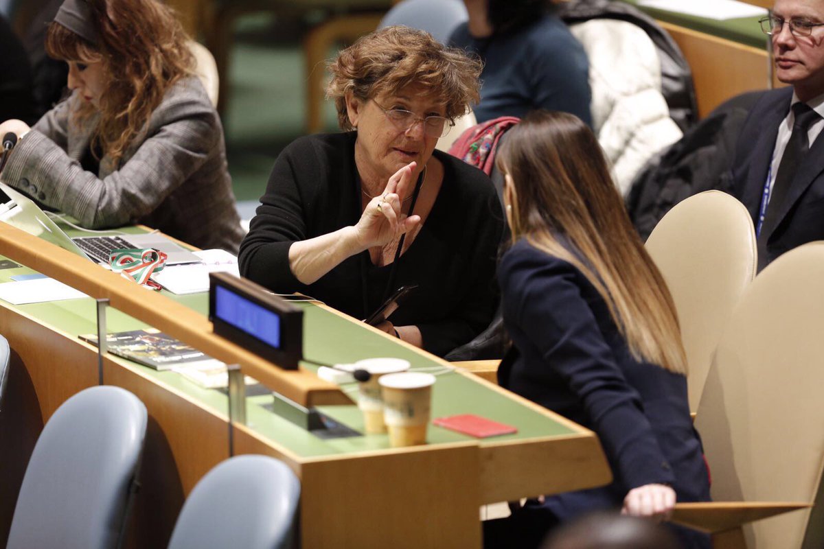 meb's tweet photo. La strada per la piena parità dei diritti delle donne è ancora lunga. Ma siamo in cammino e siamo tanti #CSW61 #ONU https://t.co/tnkglf7dlY https://t.co/BfojIoRbyG