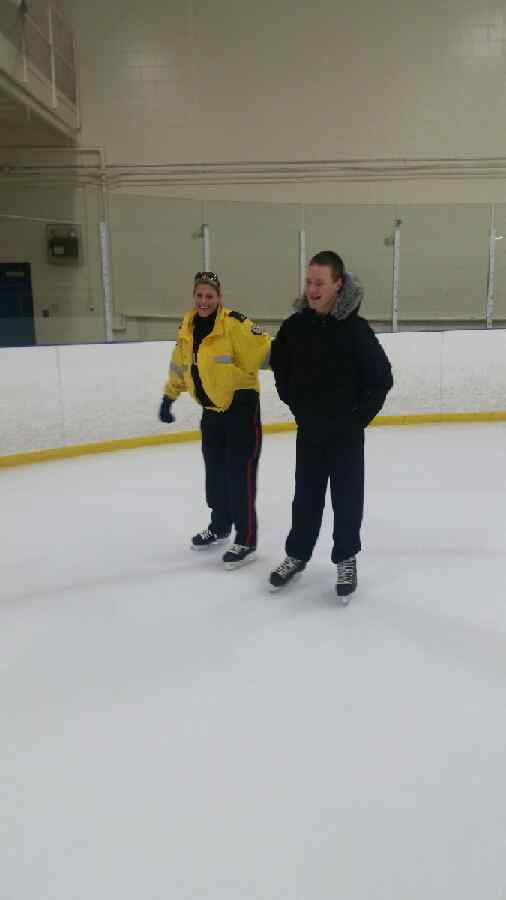 TPS41DivNH's tweet photo. Skate Day. Thanks @youthinpolicing #HowWeDoItTPS #TPS41Div https://t.co/TZ0fIsBgbY