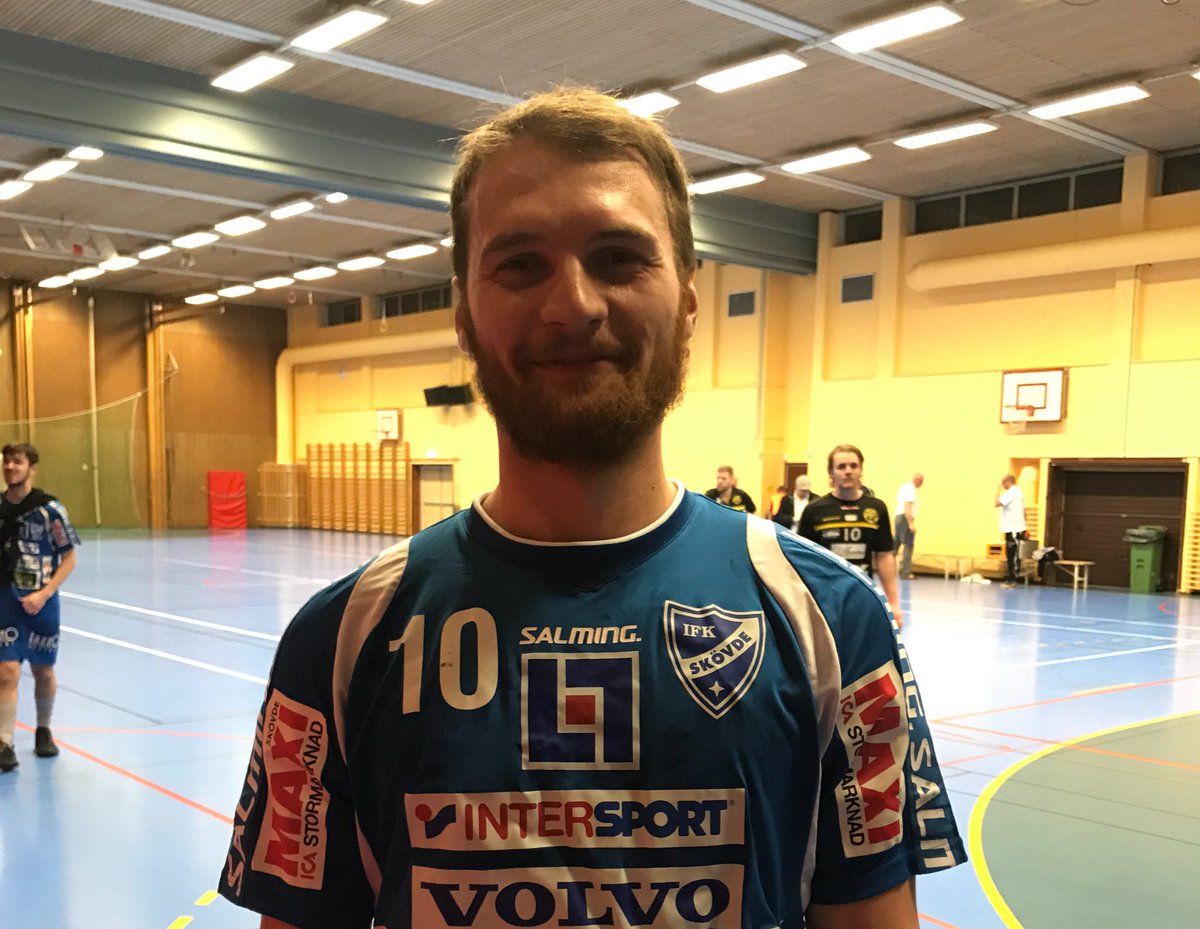 Idag gjorde Endrit comeback i div 2, och hann med fyra mål. Vi hoppas det fortsätter åt rätt håll och att vi får se honom i A-laget snart!👏🏻
