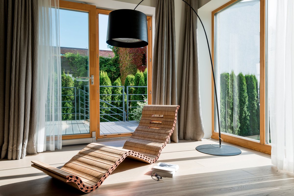 GeniusDesignInt's tweet image. Spyndi Royale. The Queen of Tiny Spaces.
Only at geniusdesign.club bit.ly/2eZq37h