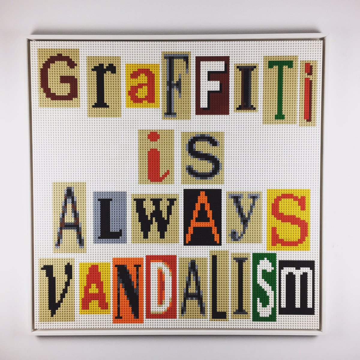 lenzlego's tweet photo. À voir à la Cox Gallery de Bordeaux #graffiti#streetart#lego#lenz https://t.co/1rjJkHxYgv