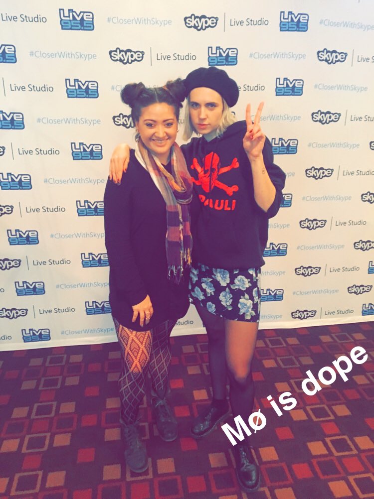 .@momomoyouth is the 💩 Thanks for "kickin it" in the @skypelivestudio with us today! 💙 #CloserWithSkype