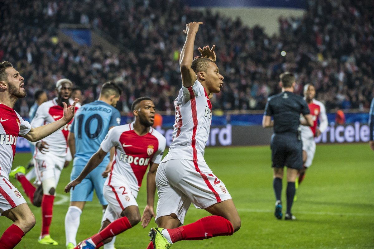 AS_Monaco_BR's tweet image. 💪👏 Nas quartas da #UCL pela segunda vez em três anos! #ASMMCI