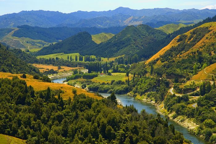 Nicolas_Blain's tweet photo. Première mondiale : une #rivière obtient officiellement le statut de personne légale en Nouvelle-Zélande https://t.co/N1wC3OYpez #Whanganui https://t.co/urSveMqhNI