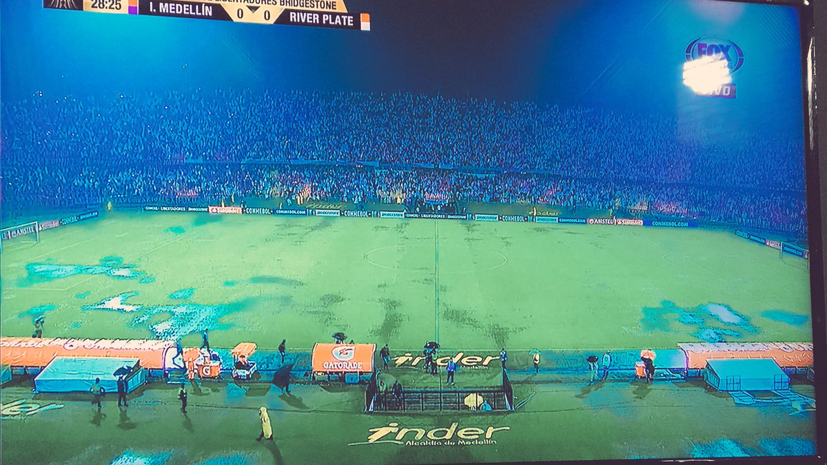 darwinjb03's tweet photo. @faroDiaz19 @NoticiasWin @futbolsinlimi @LaBandaDKuervos @LigaAguilaofl @WinSportsTV @elheraldoco #atanacio era el mejor de Colombia https://t.co/AGaqWqV6fY