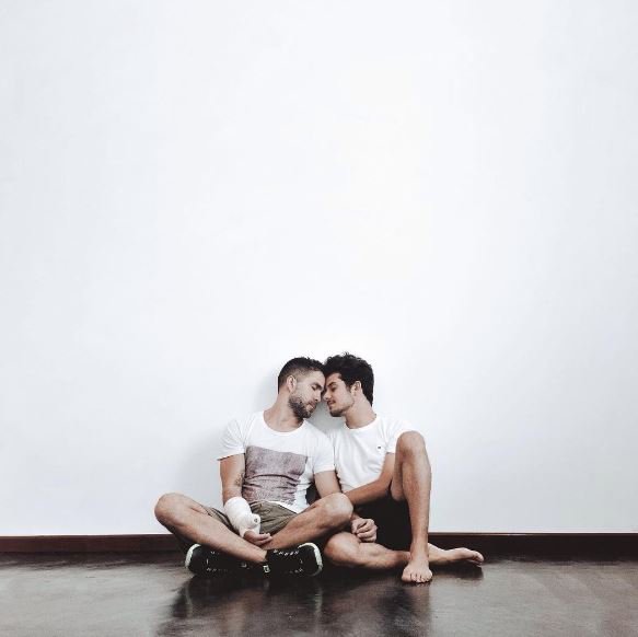 GaysStatus's tweet image. 🌈