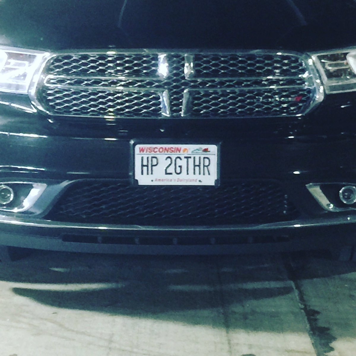 LifeStoryMuzak's tweet photo. Before I got out of my car I was reading an article about the Turtles and then this is the first thing I saw. 
#happytogether #turtles https://t.co/4RJ0OUN99W