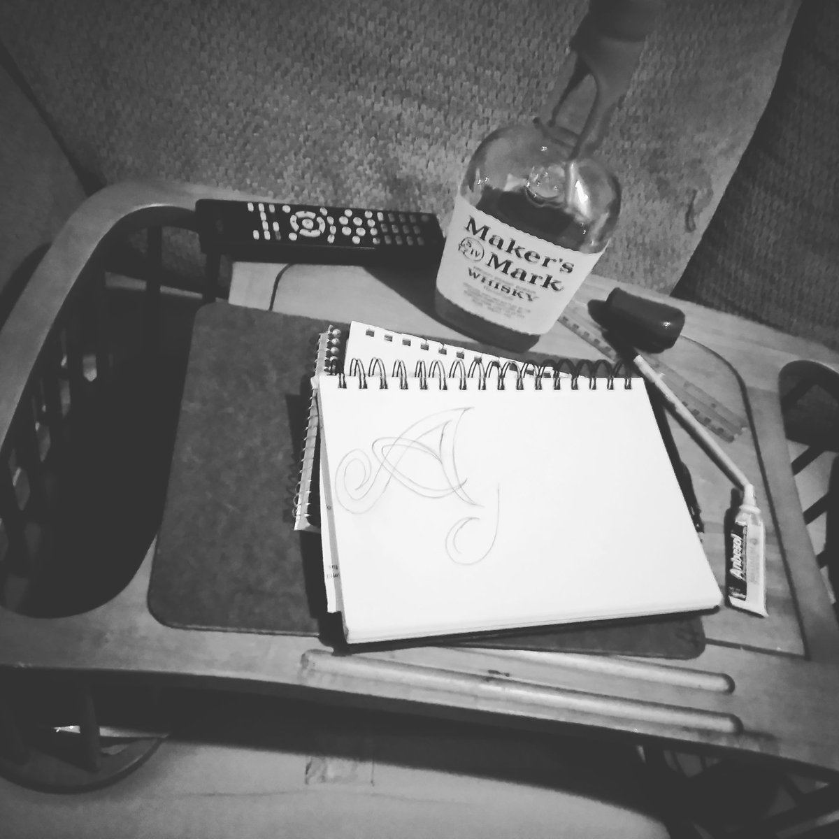 djterry18's tweet photo. Perfect night watching Logan and drinking. Cursive lettering is fun to mess with #makersmark #sketchbook #Logan  #timetomyself https://t.co/v1ZaNZSJxe