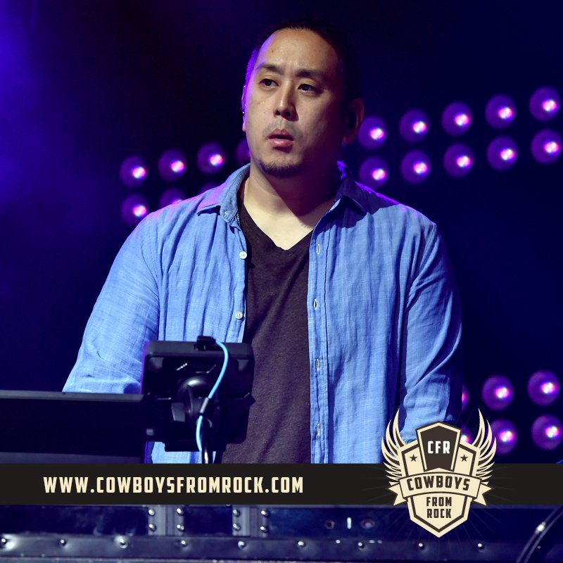 Feliz Cumpleaños/ Happy Birthday Joe Hahn      