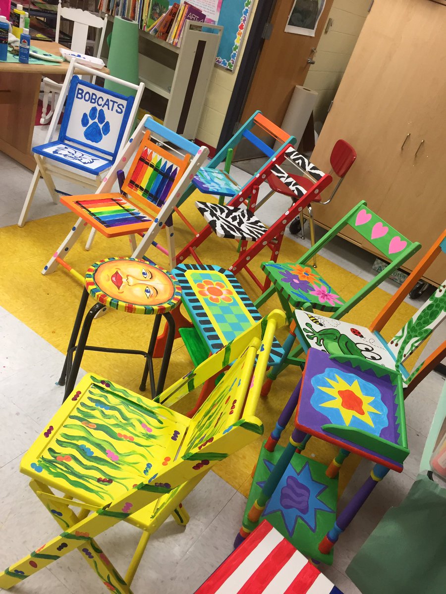 cindyrae210's tweet photo. @North_Bobcat A peek at some of the hand-painted furniture up for auction at our Art Night this Friday at 6:00! Don't miss it!😊 https://t.co/fGGz91mEC3