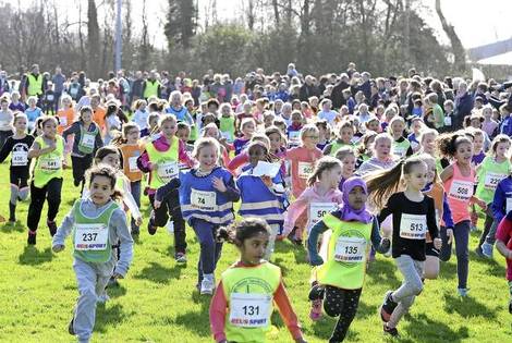 Helderse Scholierenveldloop: duizend loodzware meters dlvr.it/NdfrHZ
