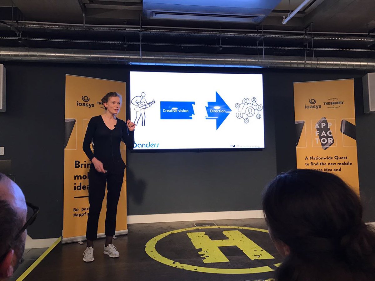 AppFactorUK's tweet photo. #banders on the stage https://t.co/IHGm5GMgi1