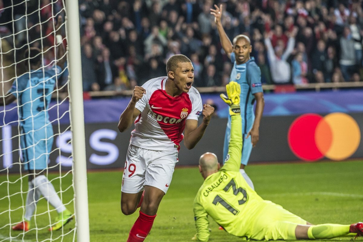 KMbappe's tweet image. Nuit MAGIQUE au Louis II 💫🔥. 
Qualification pour les quarts #ASMMCI