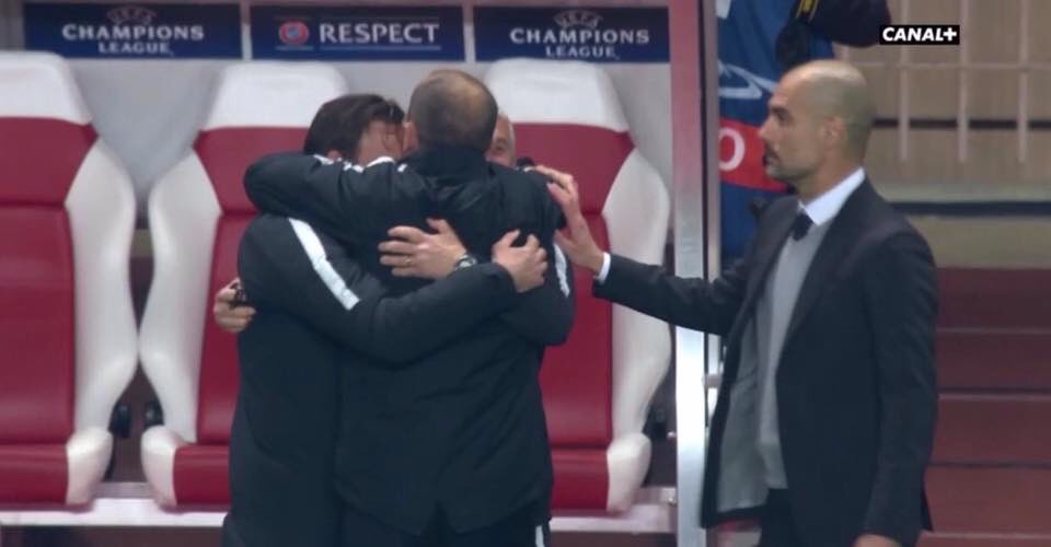 BenjaminRamaget's tweet image. Quand t&apos;arrives en soirée à minuit et que tes potes sont déjà tous bourrés ... #ASMMCI