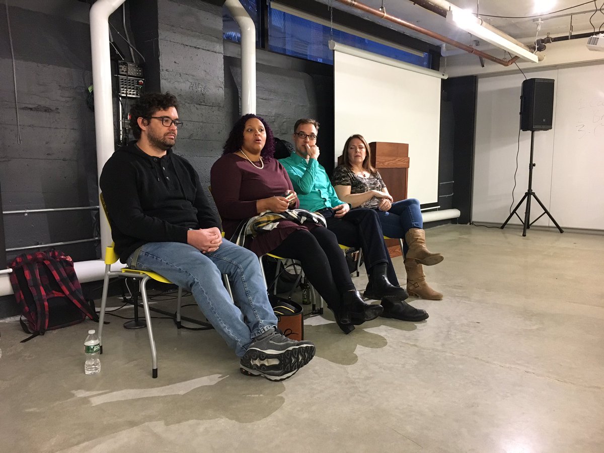 FalcoAgustin's tweet photo. The panel. #angularjs #angularboston #js https://t.co/8eJ9uHTHhi
