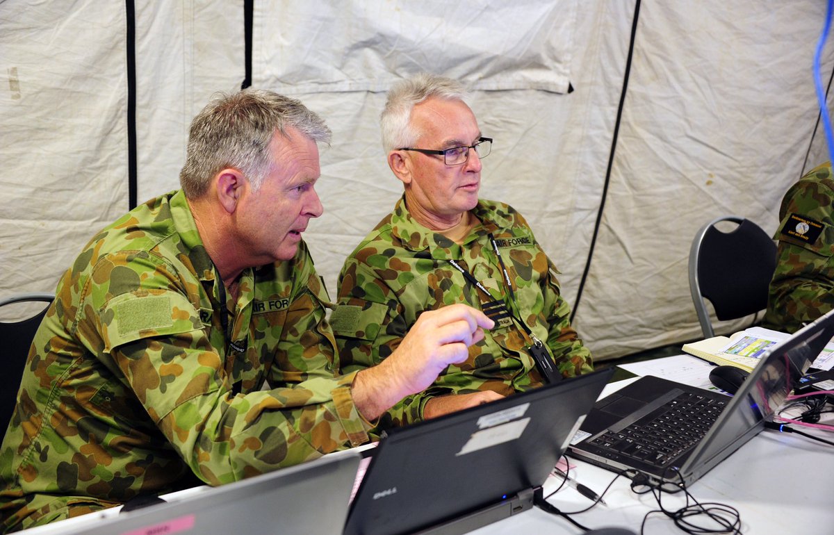 OldMechHead's tweet photo. AIRCDRE Grady discusses support opportunities as part of the @Aus_AirForce component with #1DIV/DJFHQ @AustralianArmy on #EXPolygon https://t.co/6zmhaTHg5i