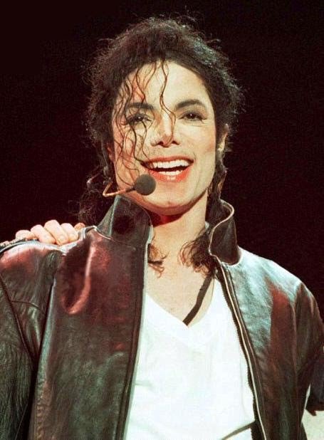 babydxlla's tweet photo. #RememberMichaelJackson Que Sorriso Mas Gostoso, quem ama Michael Retweet "AQUI". https://t.co/w5fdMLwWz4