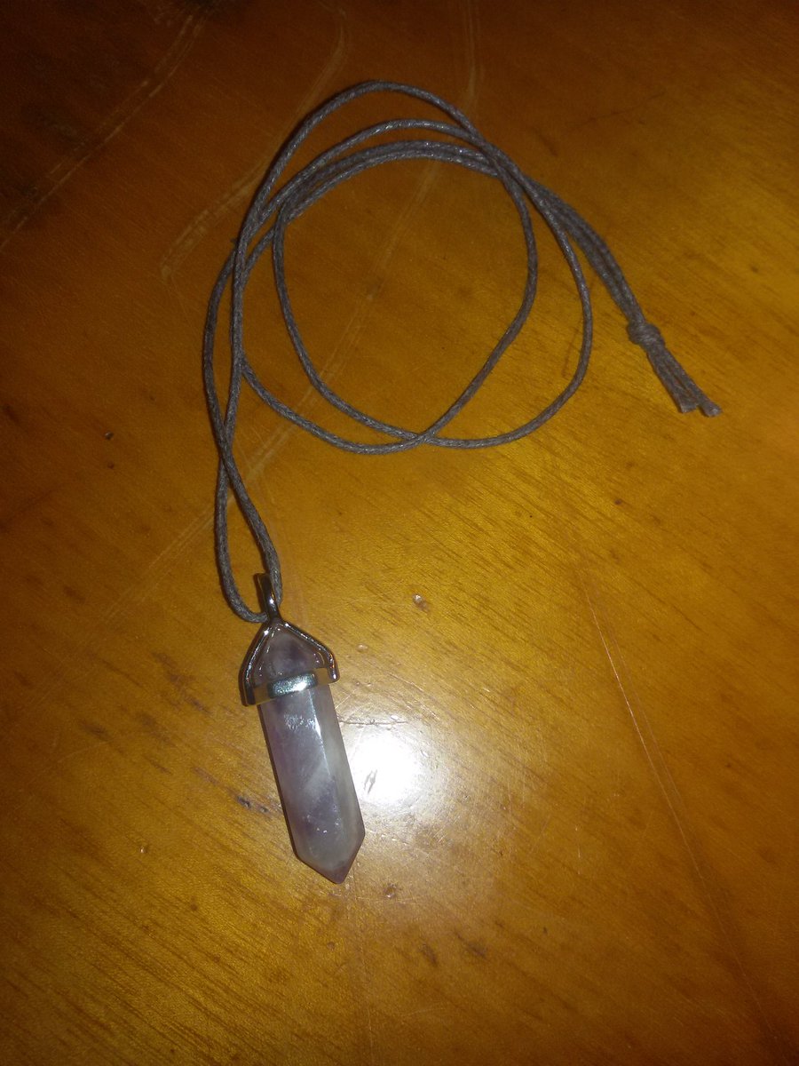 CharmedPerSempe's tweet photo. Hi guys! What do you think? I am selling some #ScryingCrystals! Interested? 
DM me to know more. 
#Quartz #Amethyst #OwnCraft #GoodQuality https://t.co/qmH48O75sp