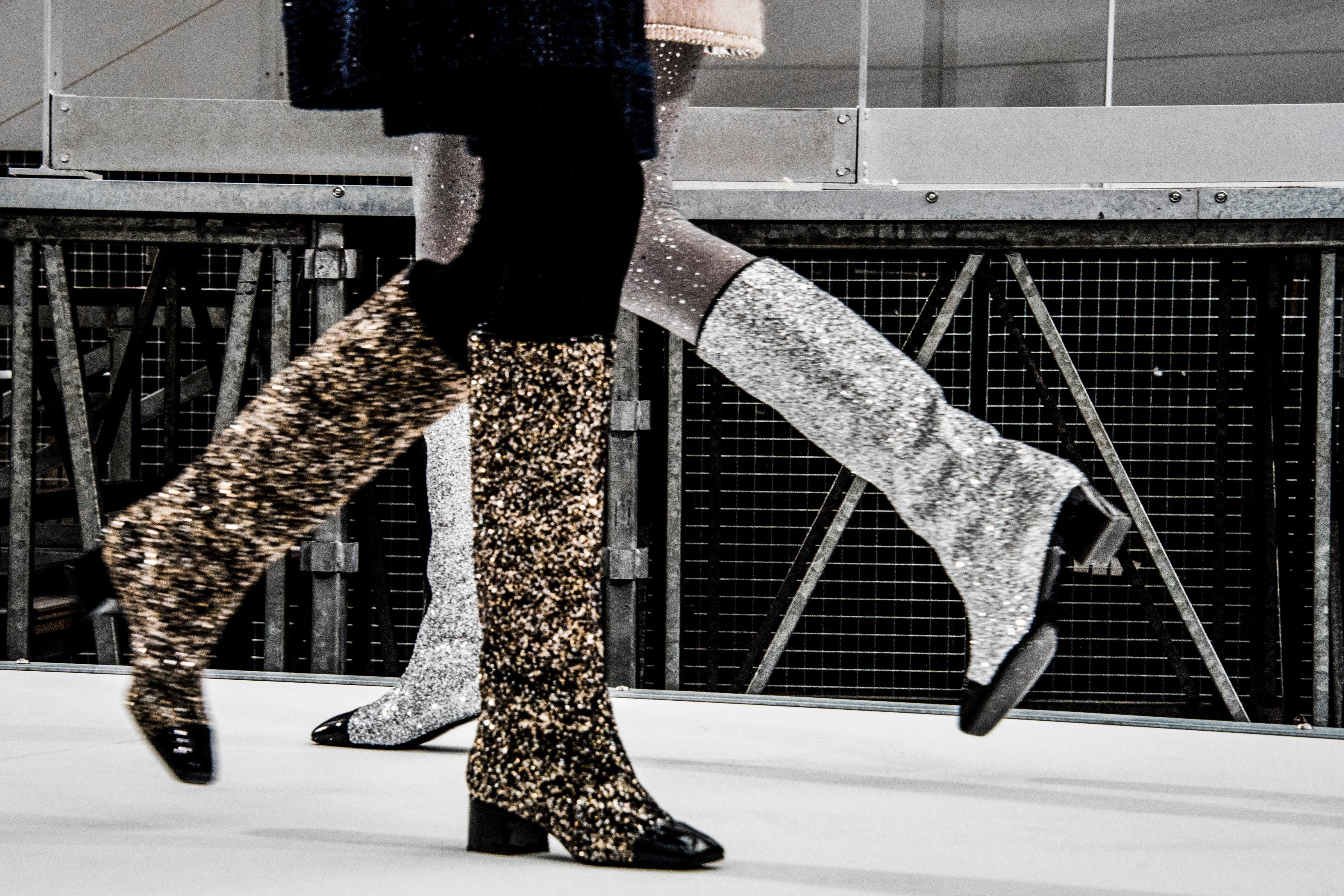 CHANEL X CHANELFallWinter two tone glittery boots from the CHANELGroundControl show. PFW https t f6m0FXuphs X
