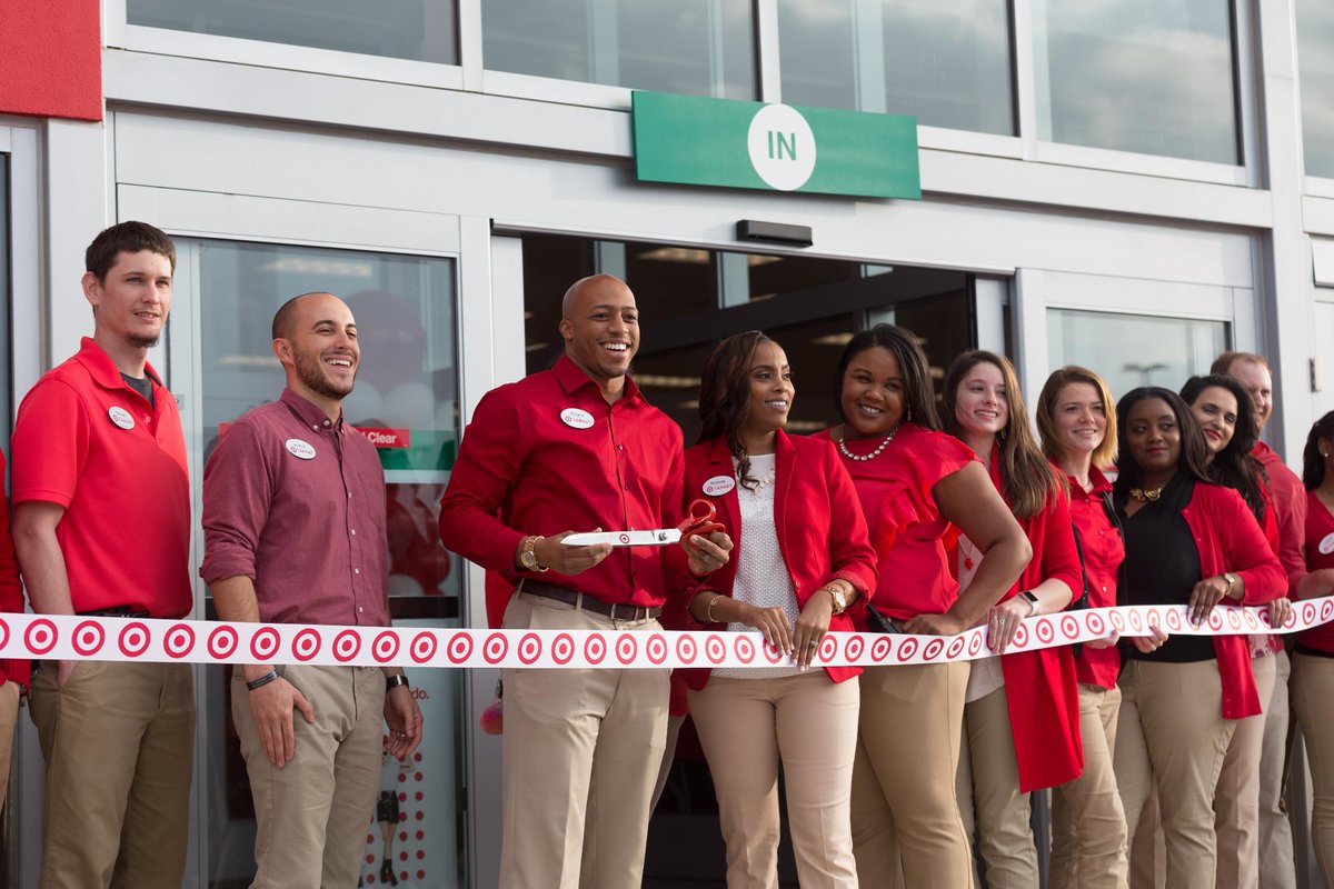 TargetNews's tweet image. Our new Spring, #TX @Target opened today w/ some of our latest enhancements in apparel &amp;amp; accessories. Stop by &amp;amp; check it out!