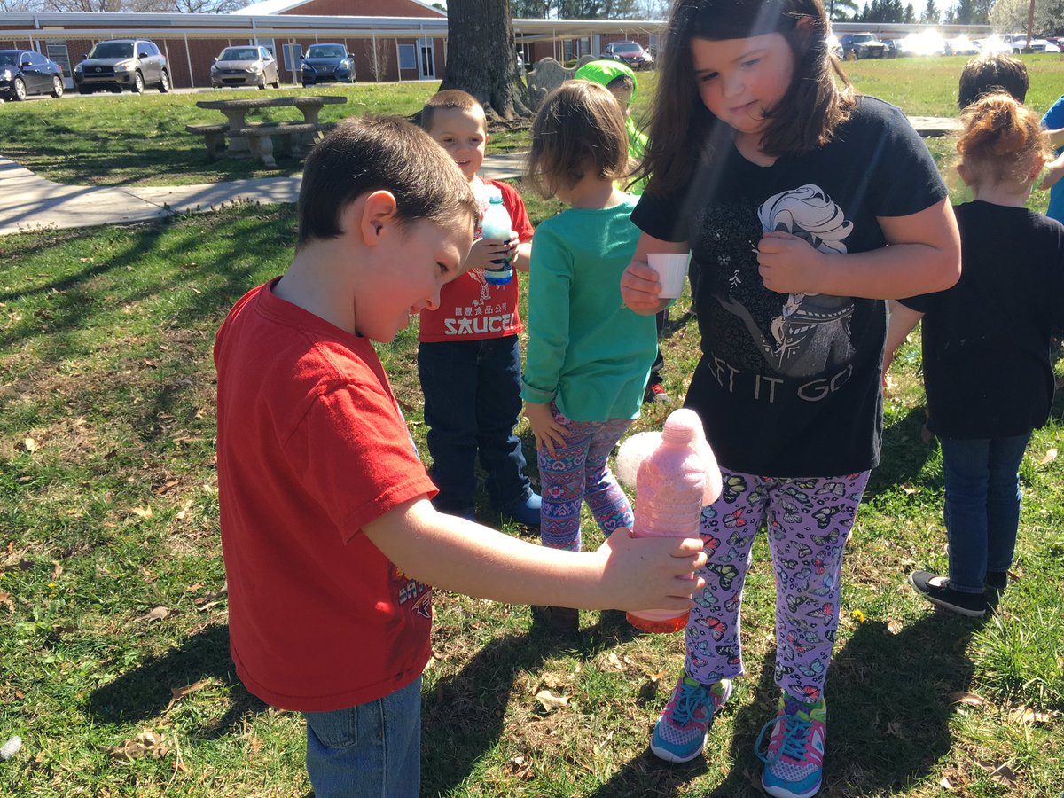 loriwarren74's tweet photo. My kindergarteners have been doing an author study on Dr. Seuss. We read Horton Hears a Who and made elephant toothpaste!!!! https://t.co/aqr7OpWodn