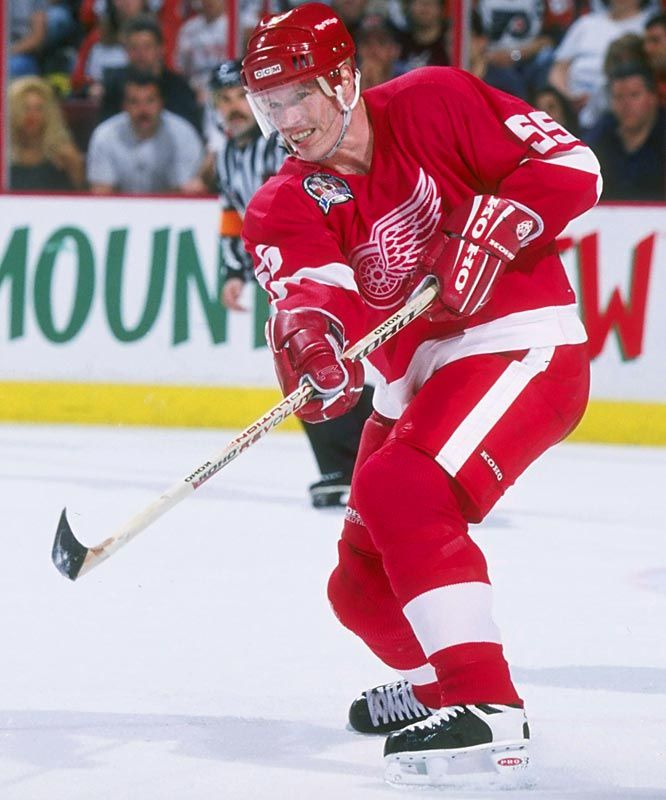 Happy birthday to Larry Murphy born on this day in 1961.  