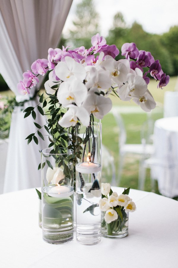 Wedding Wednesday :: Centerpiece Clusters #fence flirtyfleurs.com/wedding-wednes…