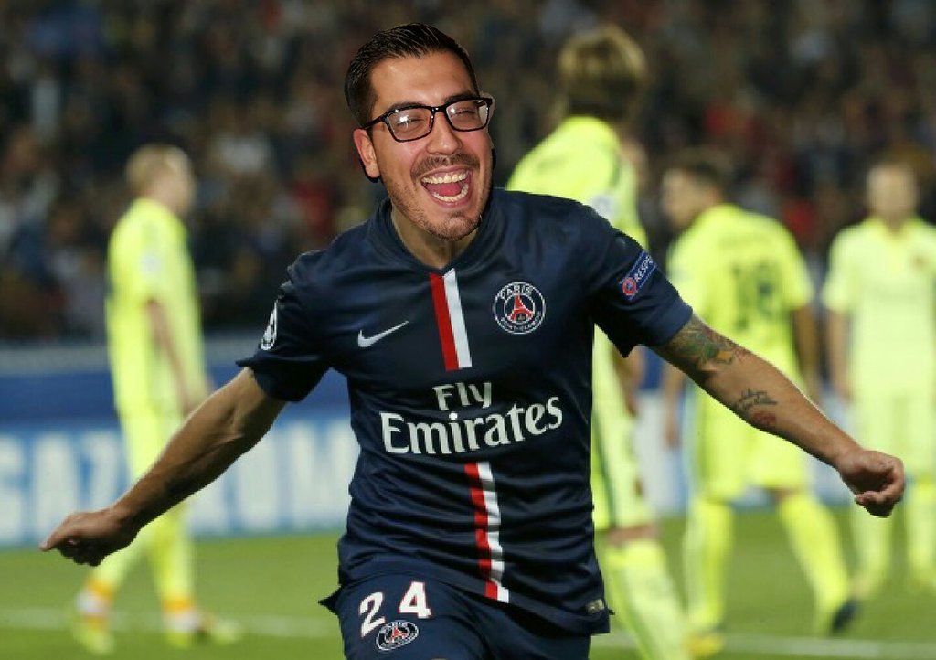 fumandocamel's tweet photo. Decidle porfavor a @manucaldel que no me bloquee durante el partido ... 😂😂 https://t.co/oyeKKYSPI6