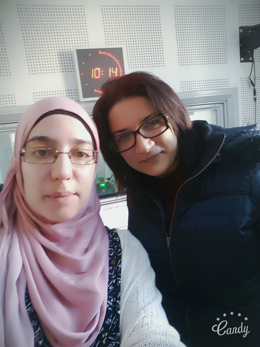 SKILLZ_TN's tweet photo. Wissem Bellegha fondatrice @SKILLZ_TN à radio jeune Tunisie
#kids_coding #hacking_the_future https://t.co/l5BjqgwJzo