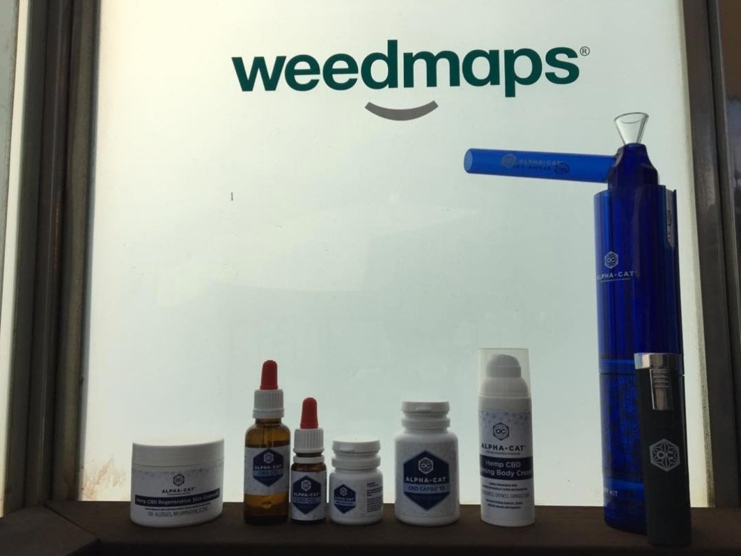 AlphaCatLab's tweet photo. We're proud sponsor of the 1st @Weedmaps #RoadToSpannabis Sk8/Surf Tour 🌊🏄🏾
#alphacatlab #alphacat #weedmaps #wmsurfing #wmsk8 #alphapuff https://t.co/CSzrGbmInh
