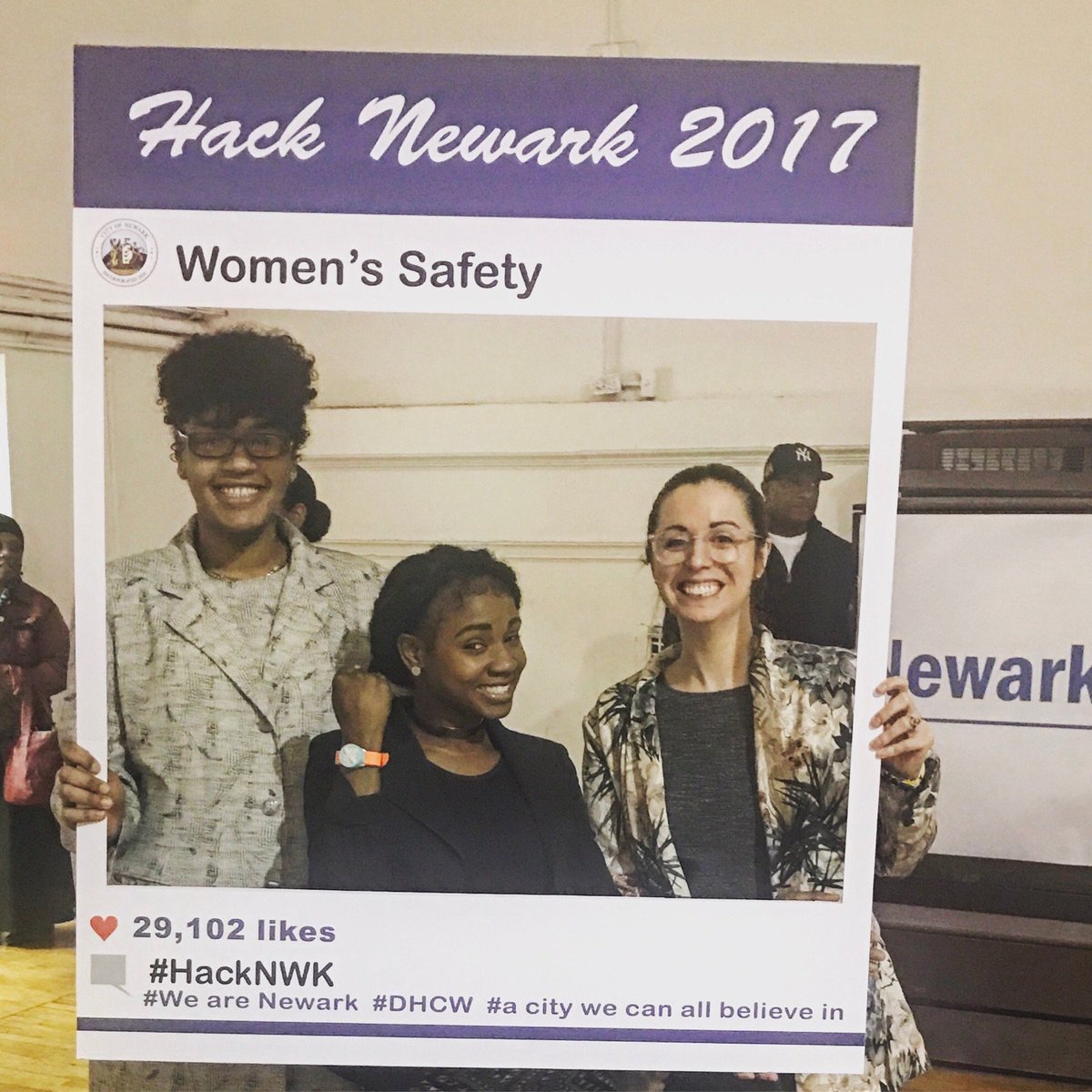 SaraJChipps's tweet photo. Huge thanks to mayor @rasjbaraka, the Newark Youth Ambassadors, and @sethwainer for talking @jewelbots today at #HackNWK. https://t.co/X4Ap4k7MQb