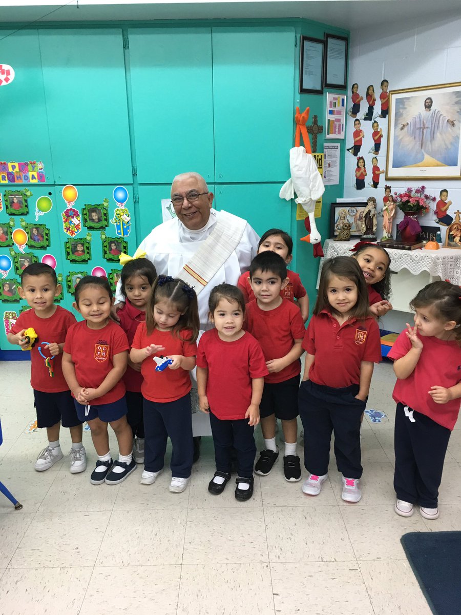 olphacademycc's tweet image. Our PK2 cuties loved their visit with Deacon Arnold Marcha recently 🙏🏽✝️ #olphacademycc #catholicschools #pk2 #olphcctx