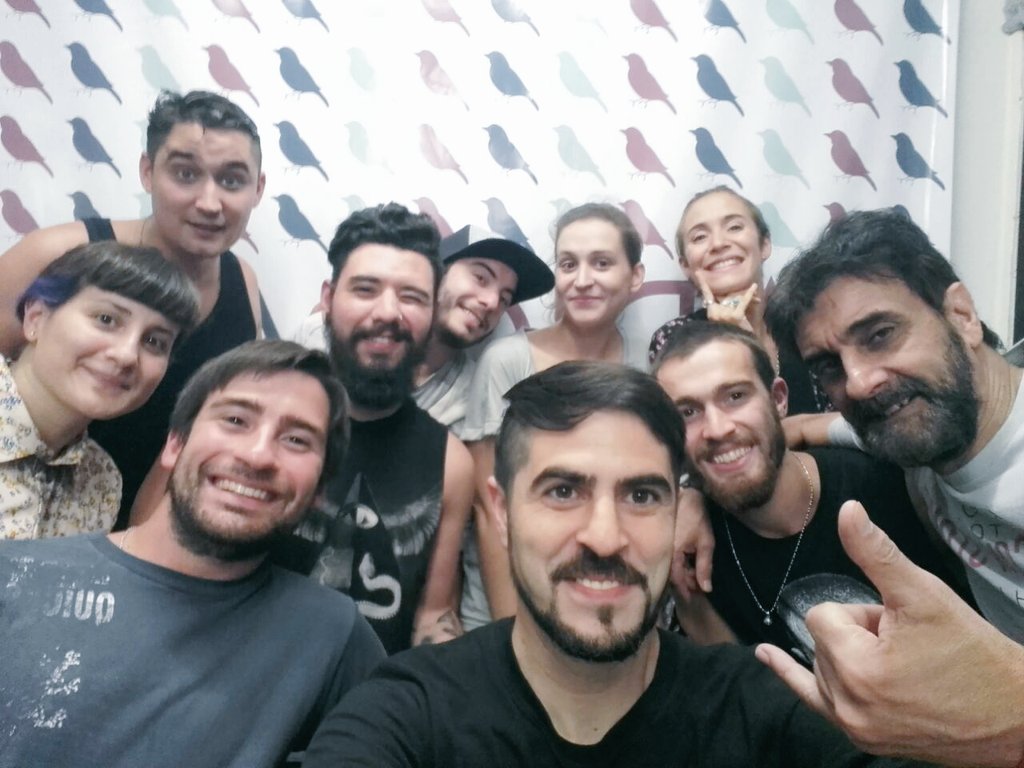 radioloquede's tweet photo. Al termino del #Programa135 el equipo preparado para un gran año!
Todos los Martes 22 a 24 por https://t.co/lnWsoEhpYX https://t.co/sh7A61zjev
