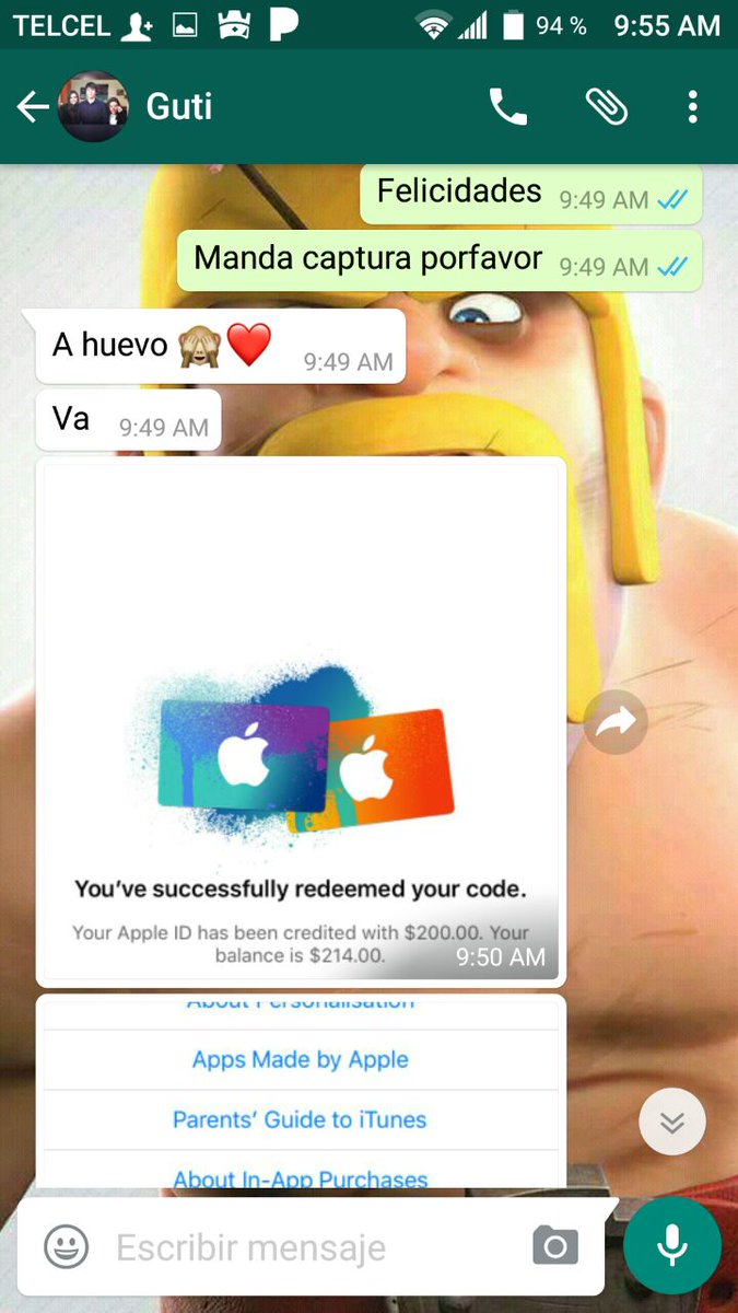 Entregando el premio a los integrantes con mas coronas en el cofre del clan