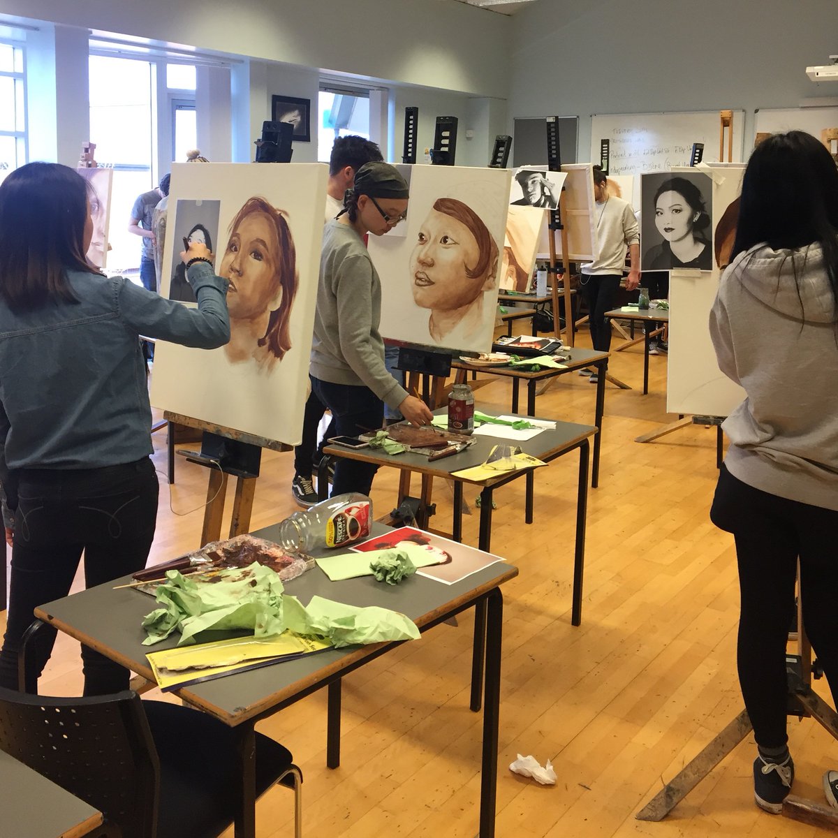 creativeBSDC's tweet image. Extended Diploma, Foundation Diploma and International art students developing their oil painting work…