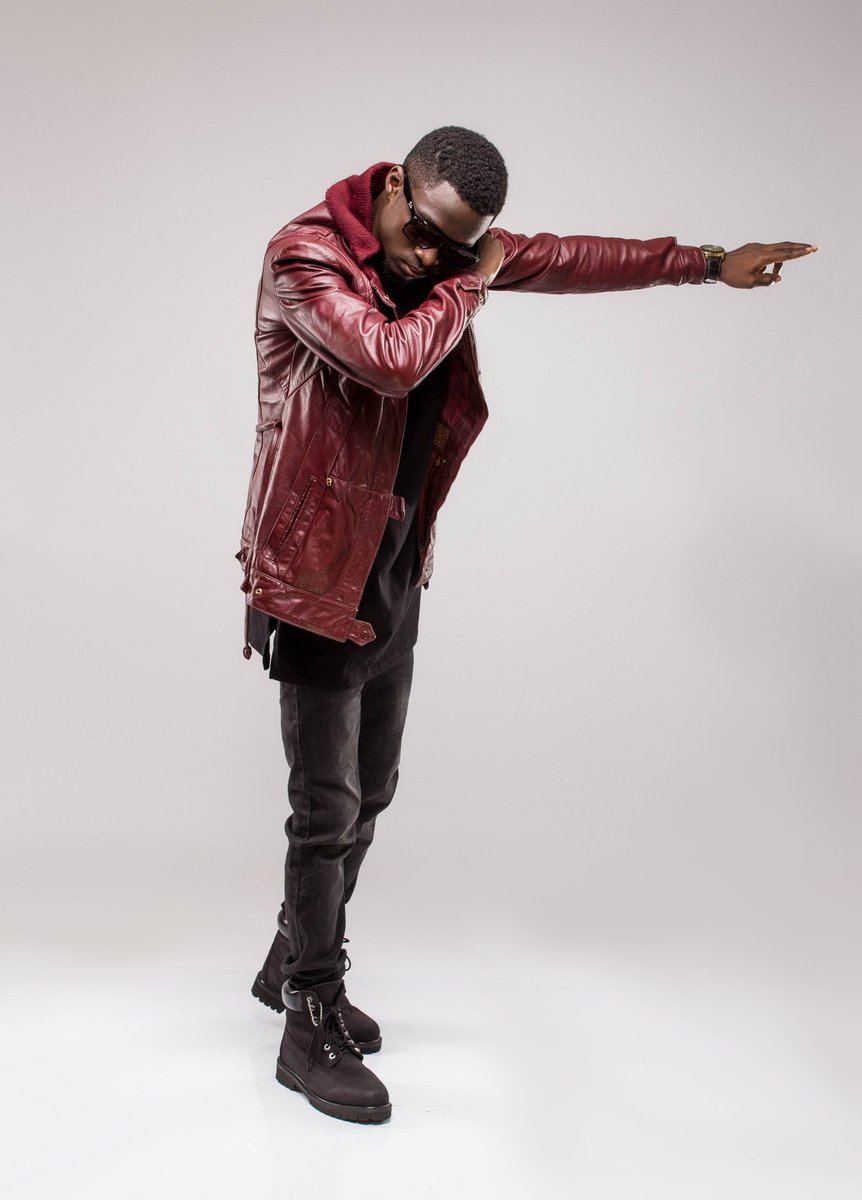 C_Craftme's tweet photo. Where my Craft empire's dey let's have fun with this let's Dab on the haters download the Agoro tune@www.asumadu.com https://t.co/pkEvbstYFc