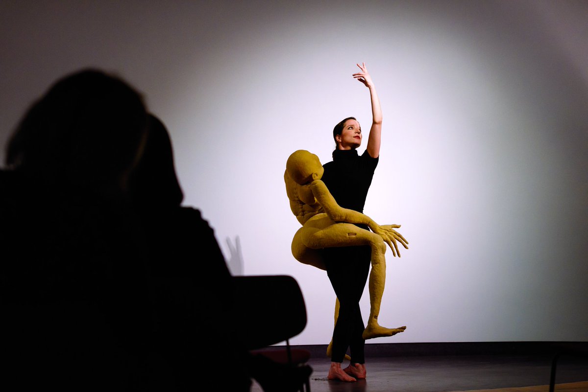 brightonfringe's tweet photo. Performances courtesy of the incomparable @EsterNatzijl and @7090_3D, both part of the #DutchSeason2017 💥✨ (photos @BelloriniJames) https://t.co/mXERc05b5t