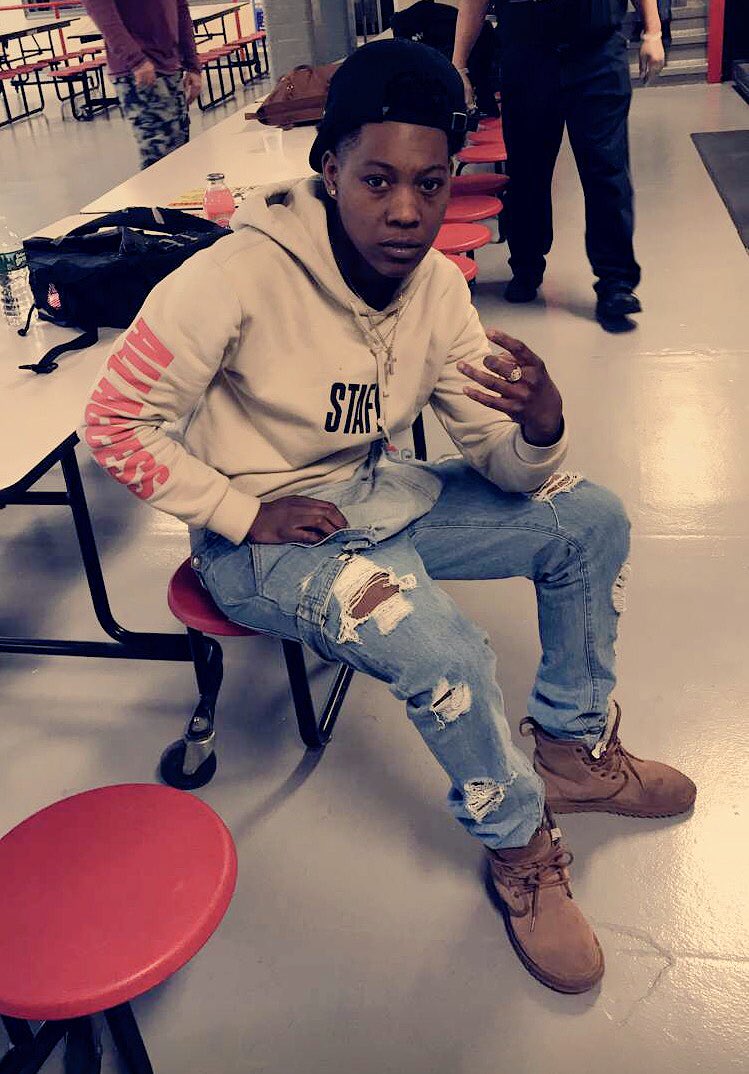 fvck_up_kid's tweet photo. Billy get em billy got em fuck running for coverage we both shot em ❤️💪🏾 https://t.co/34z04OOboH