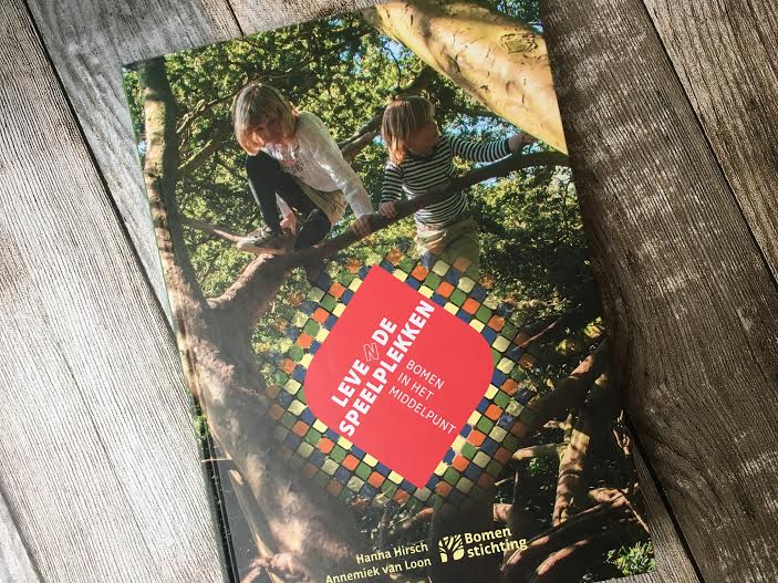 Lees nu de recensie van dit prachtige boek van de @bomenstichting op kommee.com