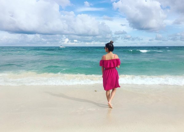 HiltonPDC's tweet photo. Wishing every woman in the world a very happy #InternationalWomensDay🙋🏻🌊
📷 by @iamvanessadu on https://t.co/HsfTxwdfu9
#TheRoyalPDC #PDC https://t.co/6f40exqDVw