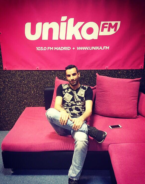 juantechnopasio's tweet photo. Unika Fm Radio Sonido Mido Con Angel Rojo Juan Ak-47 https://t.co/f3IkJNemoa